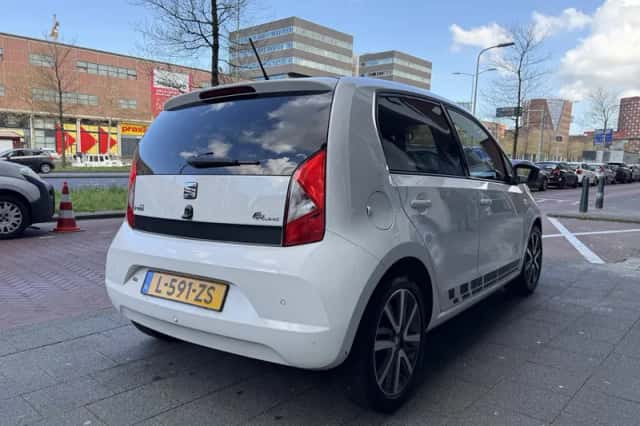 SEAT Mii (2018) thumbnail 5