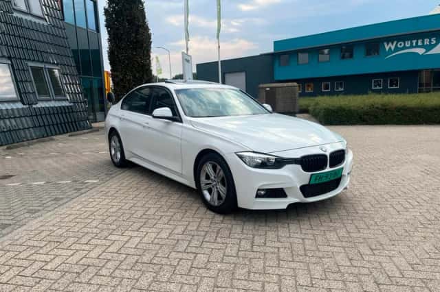 BMW 3-Serie (2014) thumbnail 4