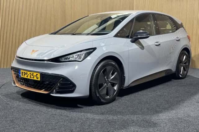 CUPRA Born (2023) thumbnail 1