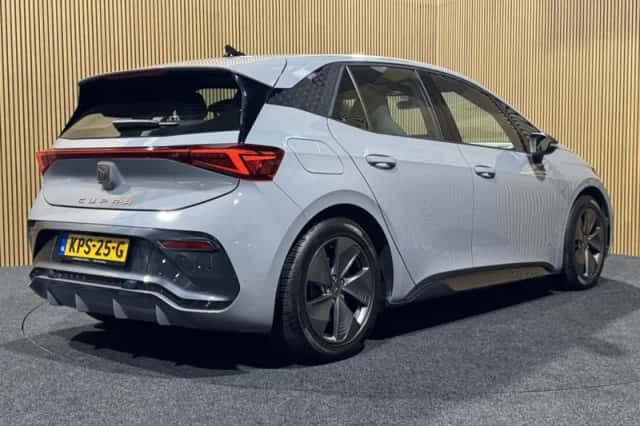 CUPRA Born (2023) thumbnail 4