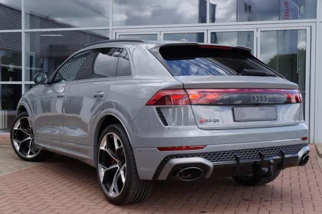Audi Q8 (2025) thumbnail 3