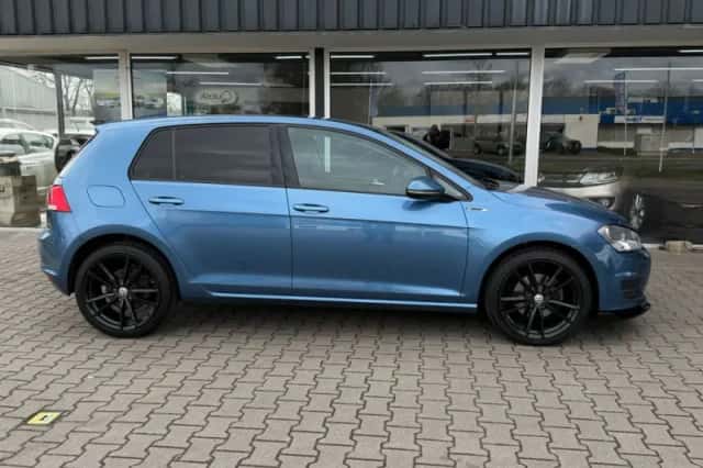 Volkswagen Golf (2013) thumbnail 6