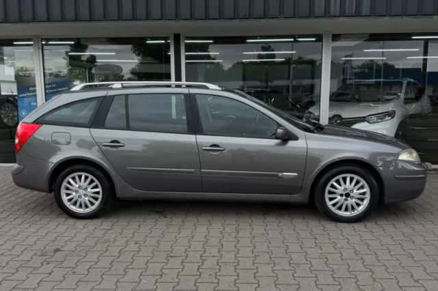 Renault Laguna (2008) thumbnail 6