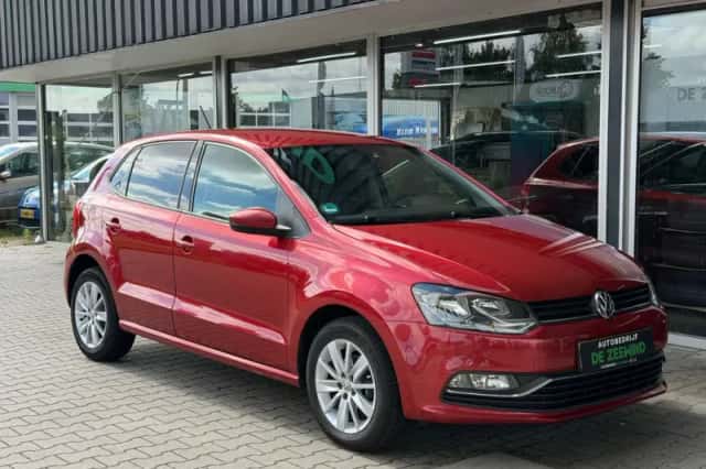 Volkswagen Polo (2014) thumbnail 5