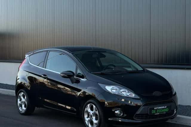Ford Fiesta (2009) thumbnail 6