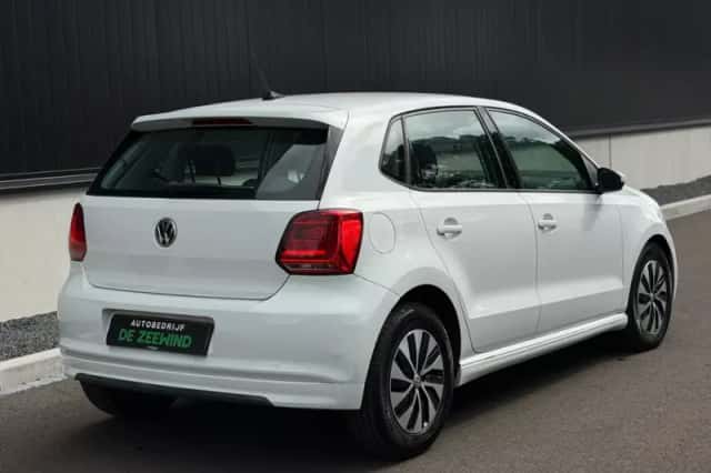 Volkswagen Polo (2017) thumbnail 5