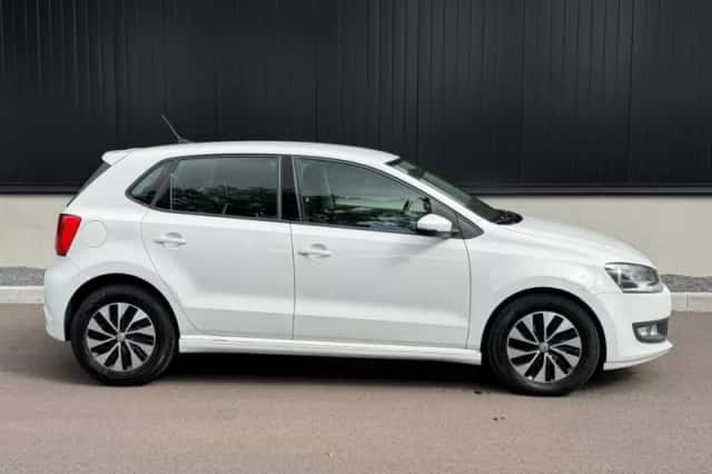 Volkswagen Polo (2017) thumbnail 6
