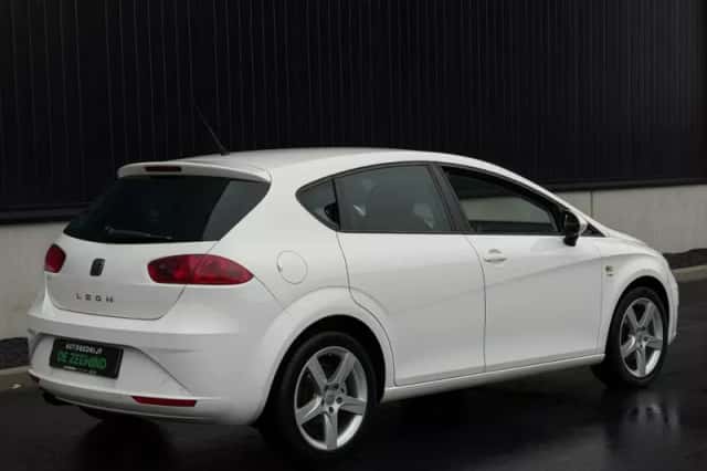 SEAT Leon (2009) thumbnail 6
