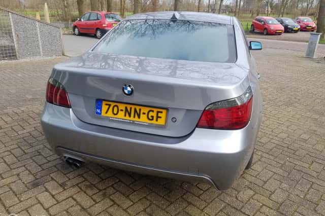 BMW 5-Serie (2003) thumbnail 6
