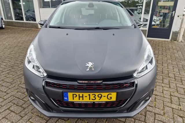 Peugeot 208 (2017) thumbnail 5