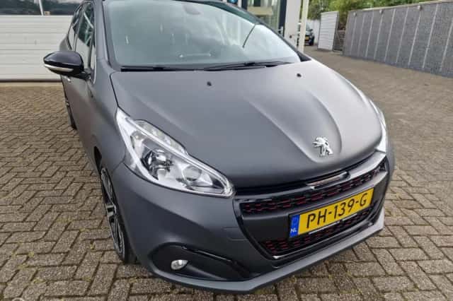 Peugeot 208 (2017) thumbnail 6