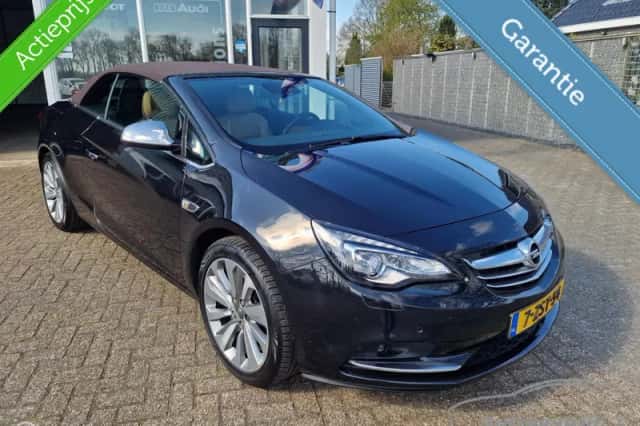 Opel Cascada (2015) thumbnail 3