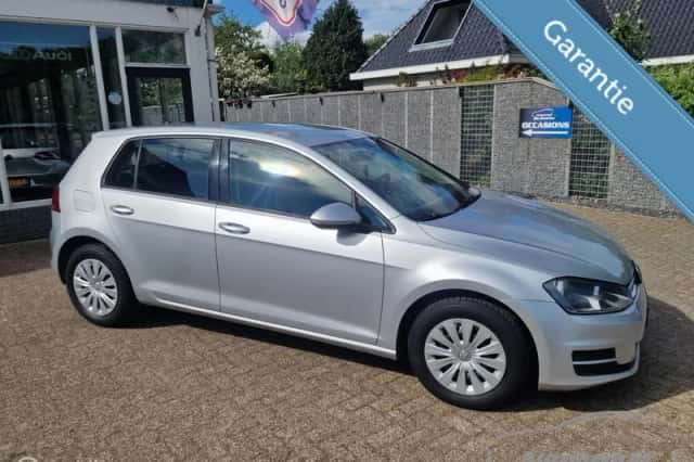 Volkswagen Golf (2014) thumbnail 1