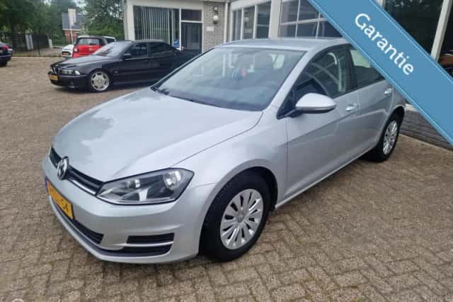 Volkswagen Golf (2014) thumbnail 6