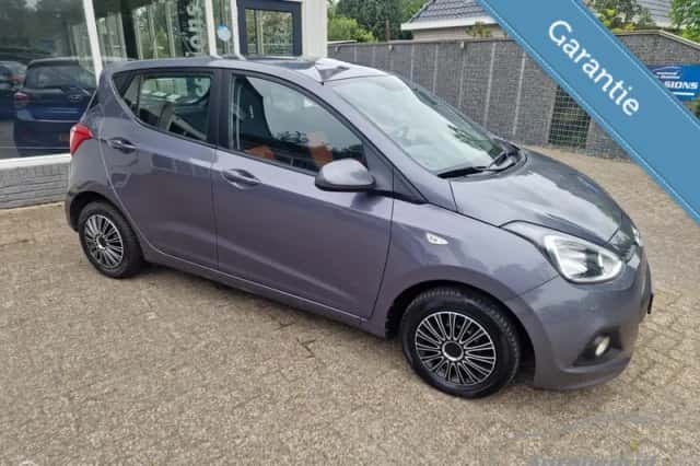 Hyundai i10 (2016) thumbnail 1