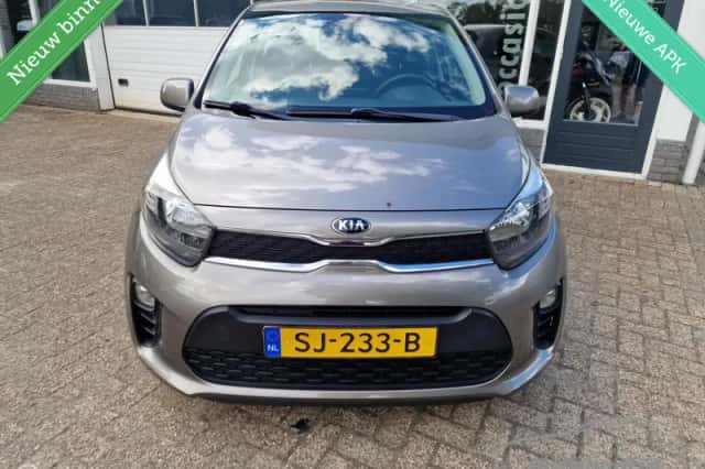 Kia Picanto (2018) thumbnail 3