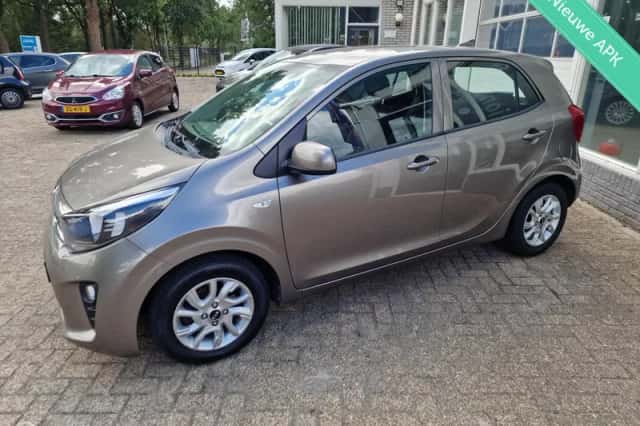 Kia Picanto (2018) thumbnail 4