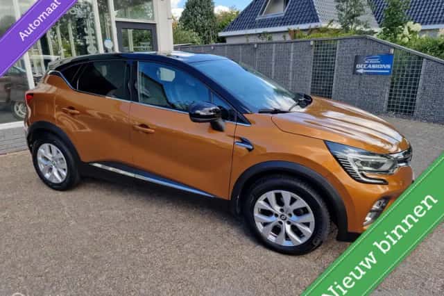 Renault Captur (2021) thumbnail 1