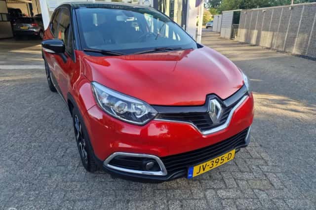 Renault Captur (2016) thumbnail 4