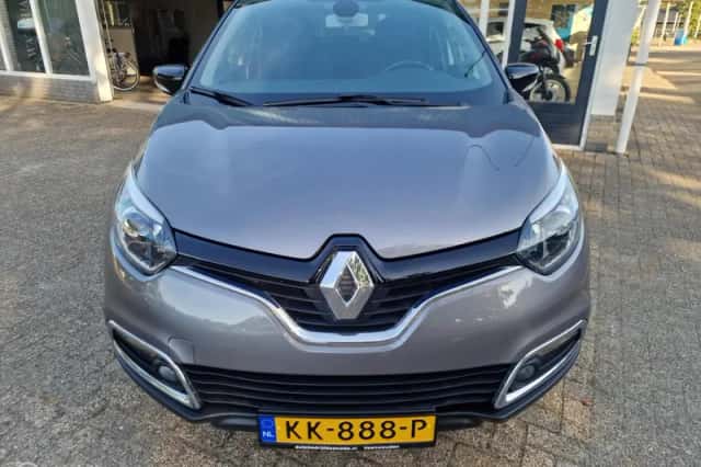 Renault Captur (2016) thumbnail 4