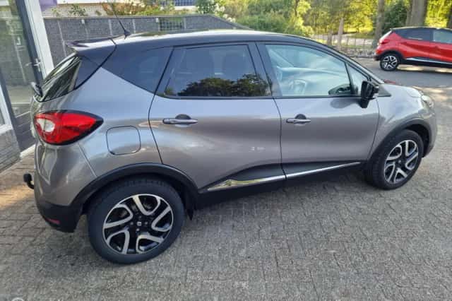 Renault Captur (2016) thumbnail 5