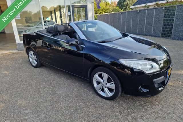 Renault Mégane (2013) thumbnail 3