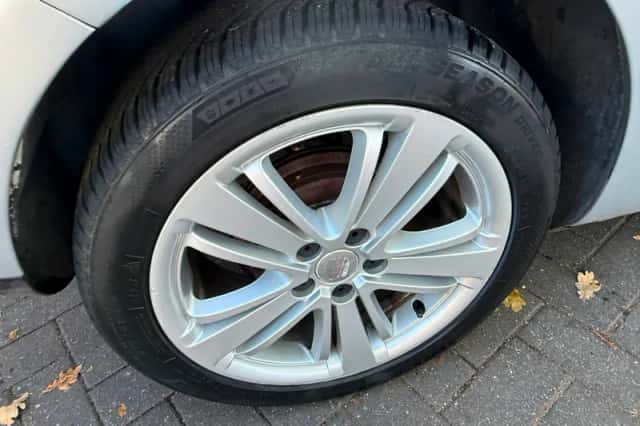 SEAT Ibiza (2011) thumbnail 6