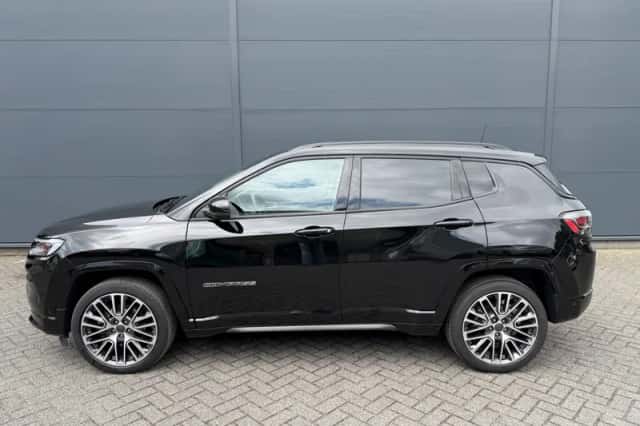 Jeep Compass (2025) thumbnail 3