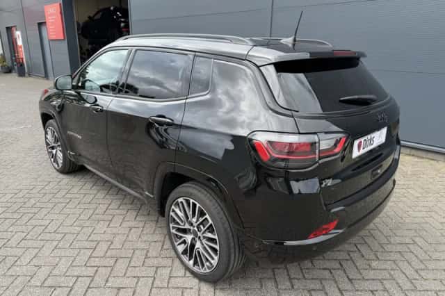 Jeep Compass (2025) thumbnail 5