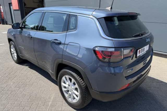 Jeep Compass (2025) thumbnail 5