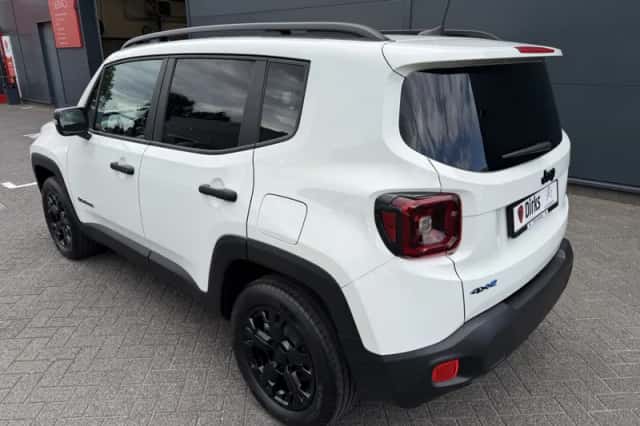 Jeep Renegade (2025) thumbnail 5