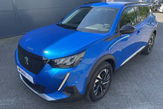 Peugeot 2008 (2022) thumbnail 4