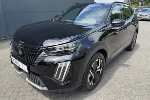 Peugeot 2008 (2025) thumbnail 4