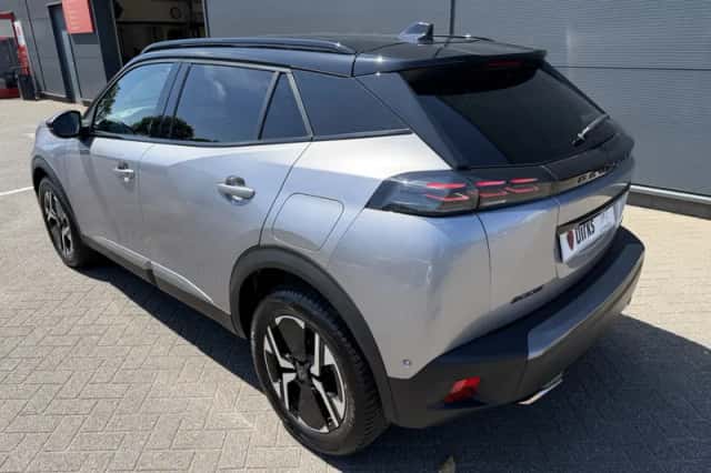 Peugeot 2008 (2025) thumbnail 5