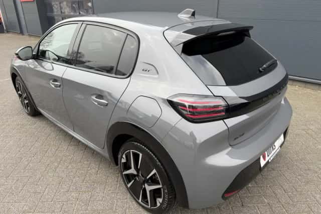 Peugeot 208 (2024) thumbnail 5