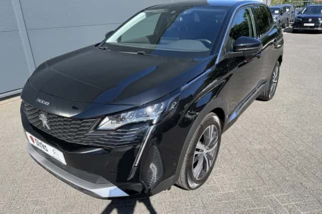 Peugeot 3008 (2022) thumbnail 4