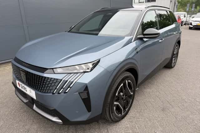Peugeot 5008 (2026) thumbnail 4