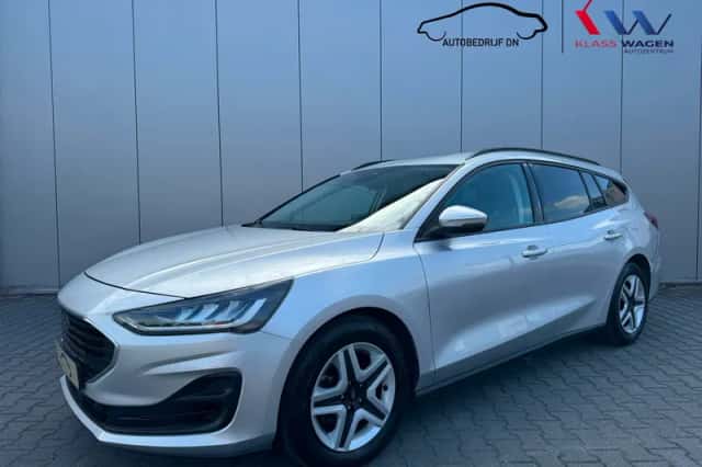 Ford Focus (2022) thumbnail 1