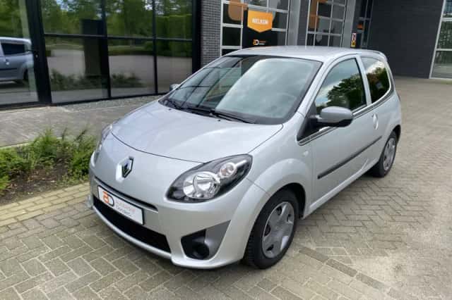 Renault Twingo (2011) thumbnail 2