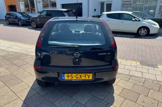 Opel Corsa (2001) thumbnail 5