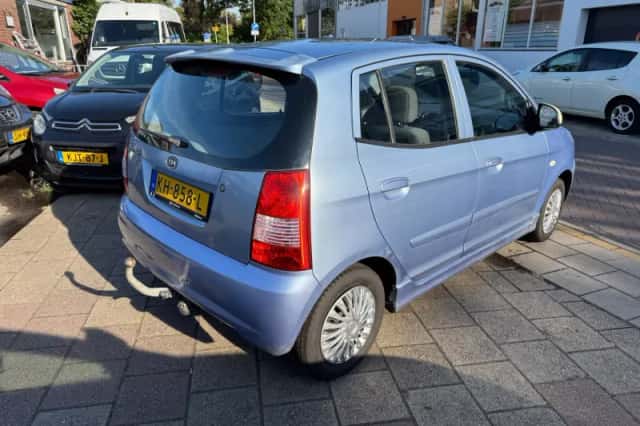 Kia Picanto (2006) thumbnail 6