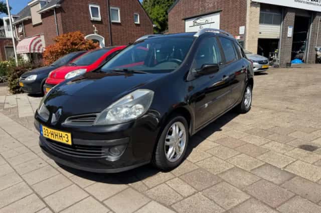 Renault Clio (2008) thumbnail 2