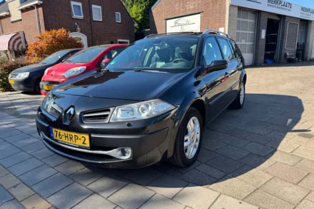 Renault Mégane (2009) thumbnail 2