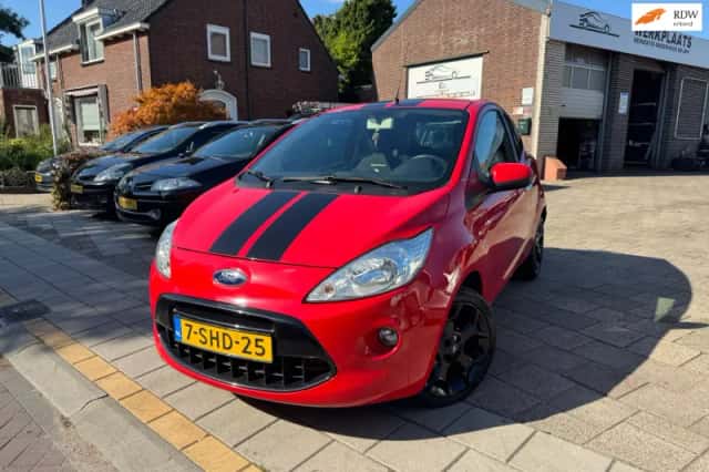Ford Ka (2013) thumbnail 1
