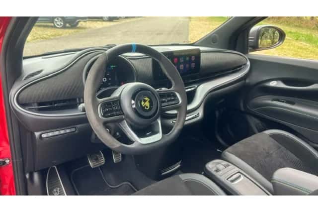 Abarth 500 (2024) thumbnail 4
