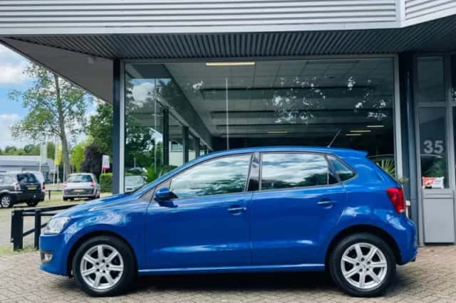 Volkswagen Polo (2012) thumbnail 2