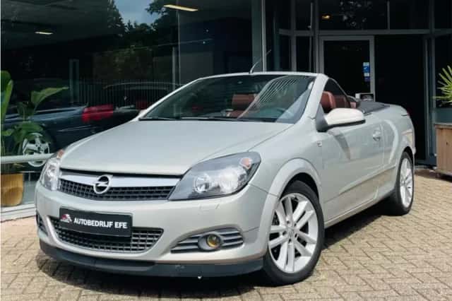 Opel Astra (2007) thumbnail 1