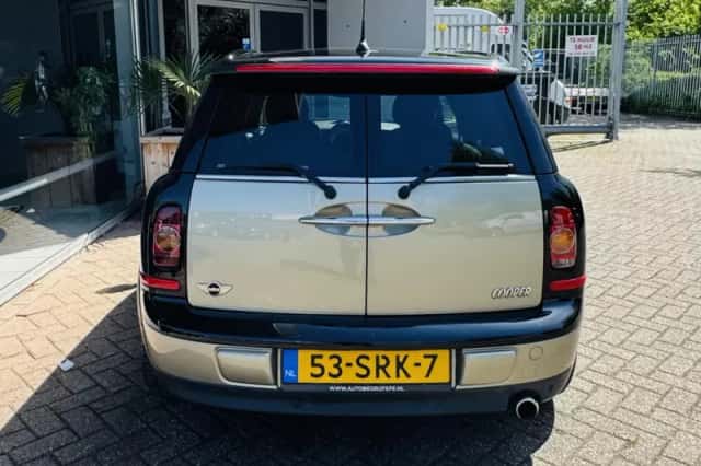 MINI Clubman (2008) thumbnail 5