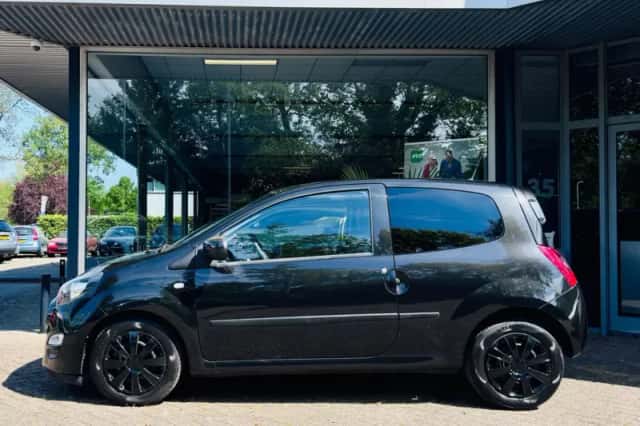 Renault Twingo (2012) thumbnail 2