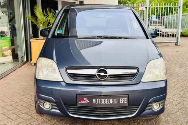 Opel Meriva (2010) thumbnail 3
